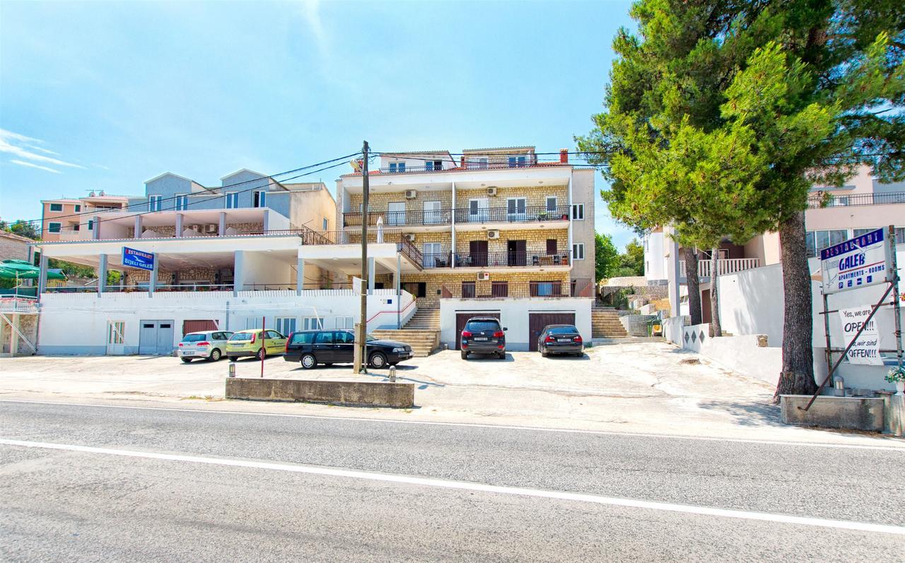 Apartments Martina Marina Εξωτερικό φωτογραφία