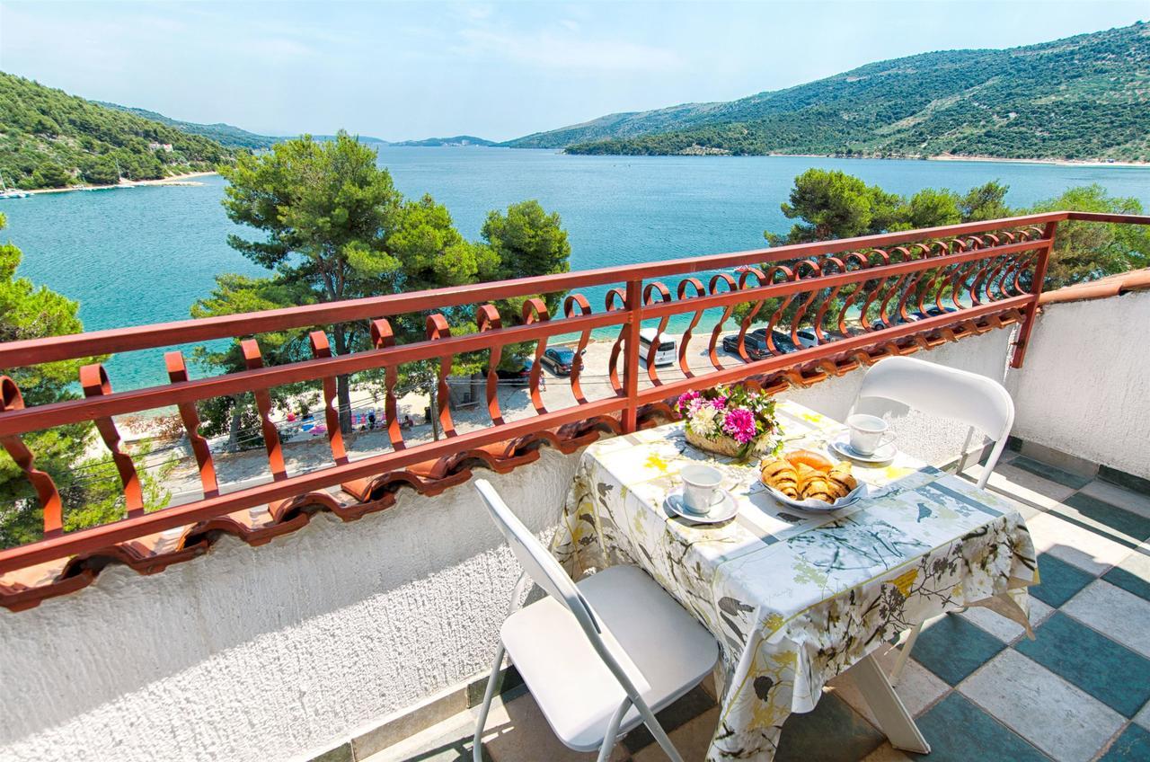 Apartments Martina Marina Εξωτερικό φωτογραφία